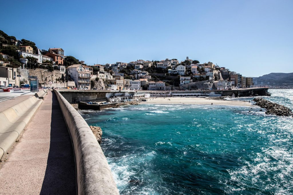 La Corniche Kennedy à Marseille, à proximité de l'agence Allianz Nogaro & Boetti
